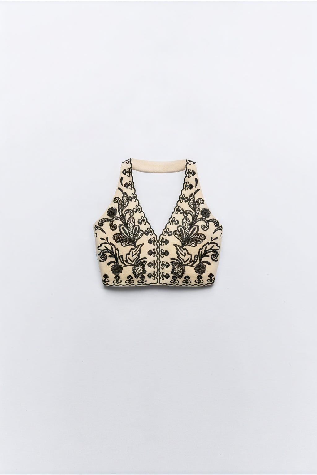 Sommerliches Top mit Stickerei