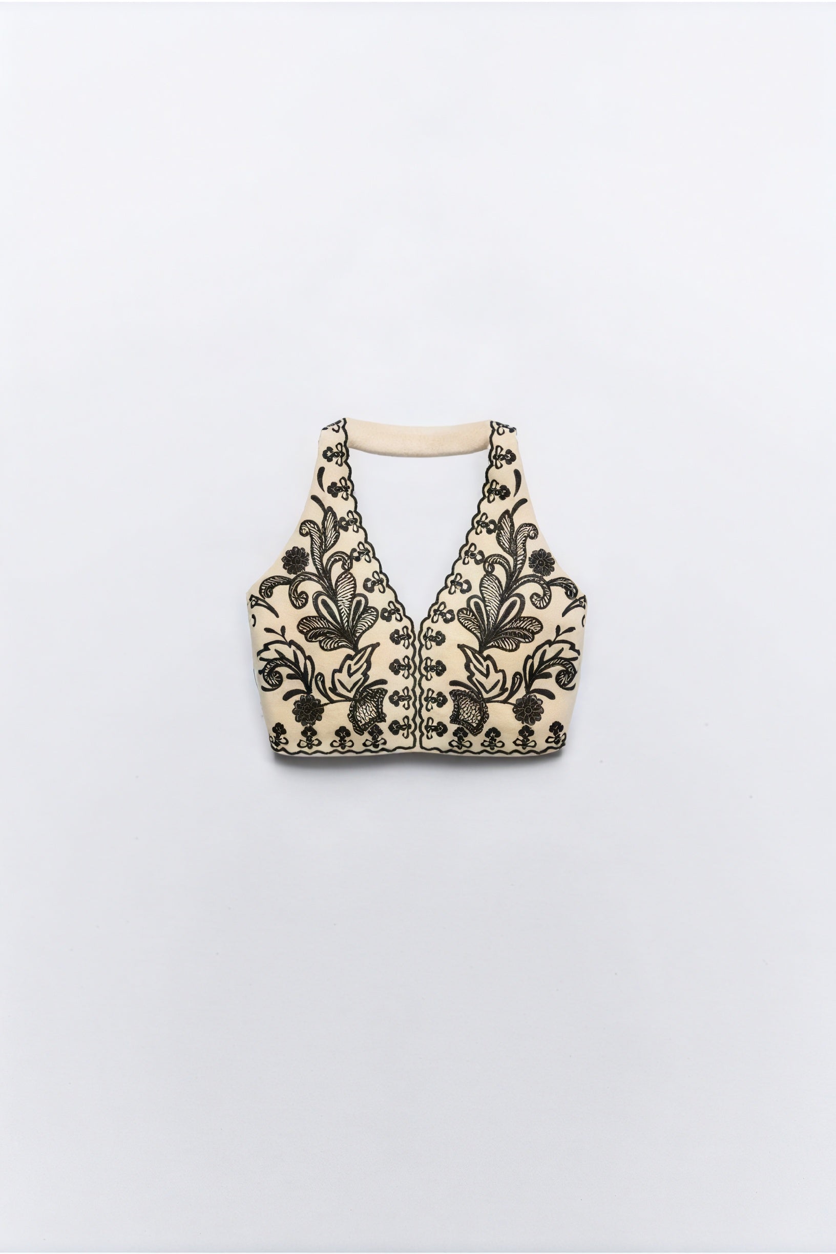 Sommerliches Top mit Stickerei