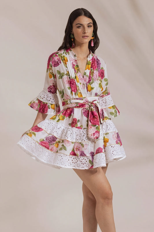 Blumenkleid mit Wickeldesign & Rüschen