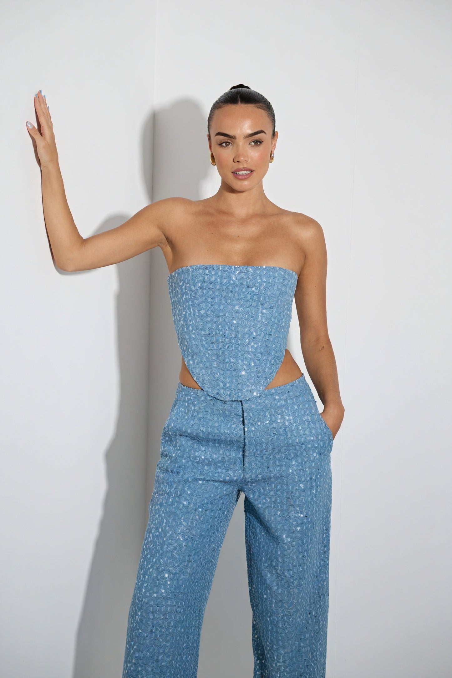 Glamouröses Hosenanzug-Set mit Cut-Outs