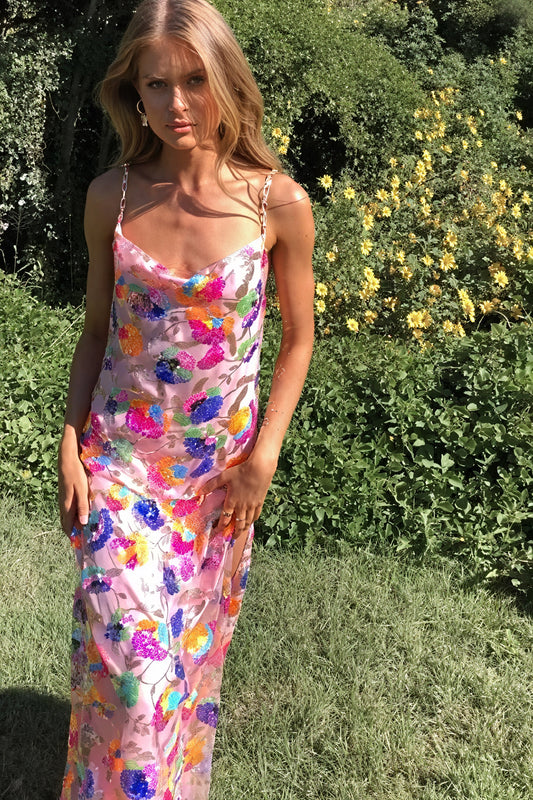 Blumenkleid mit offenem Rücken