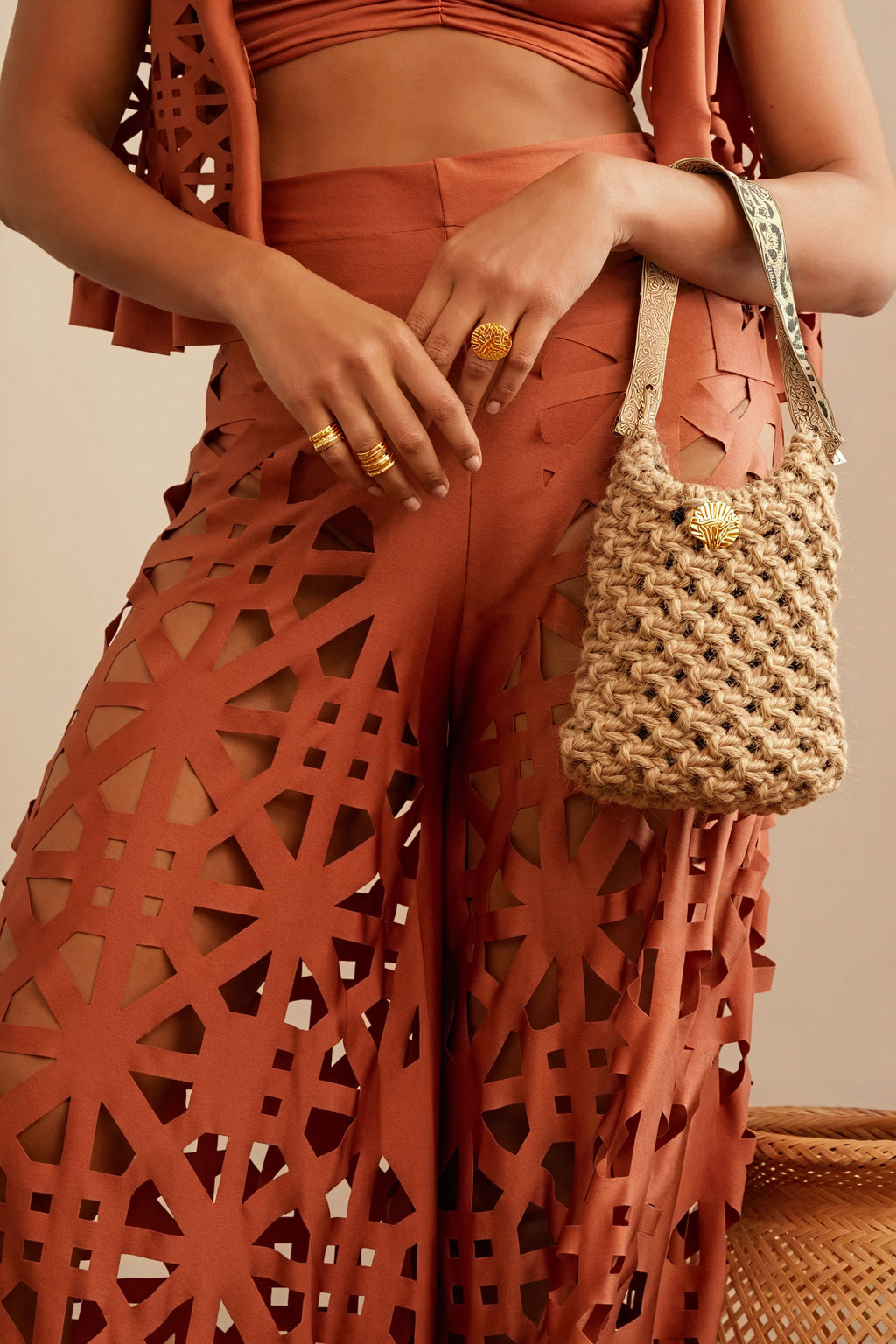 Laser-Cut Palazzo Hose mit Top & Weste