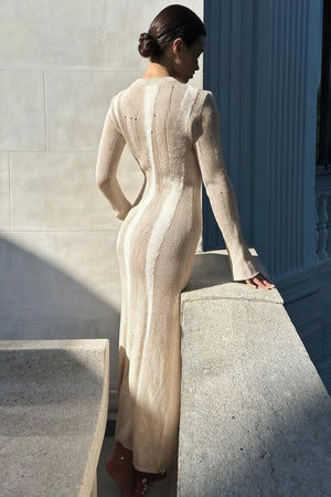 Minimalistisches Strickkleid mit Perforierung