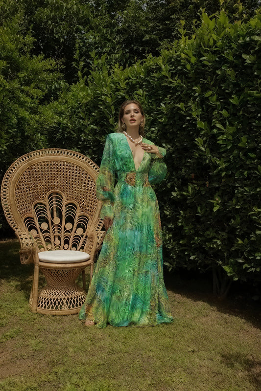 Fließendes Maxikleid mit abstraktem Muster