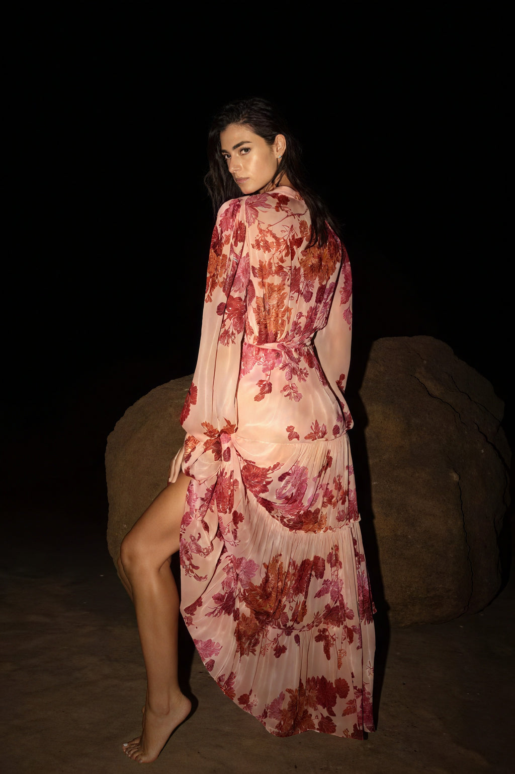 Geblümtes Kleid mit Stufenrock