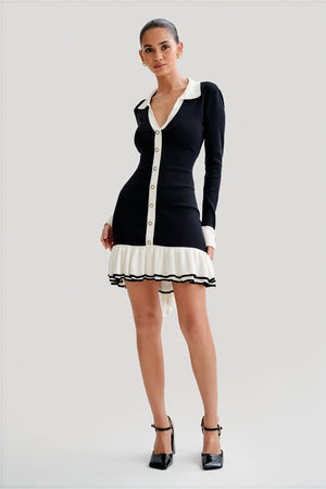 Elegantes Kleid mit Rüschensaum