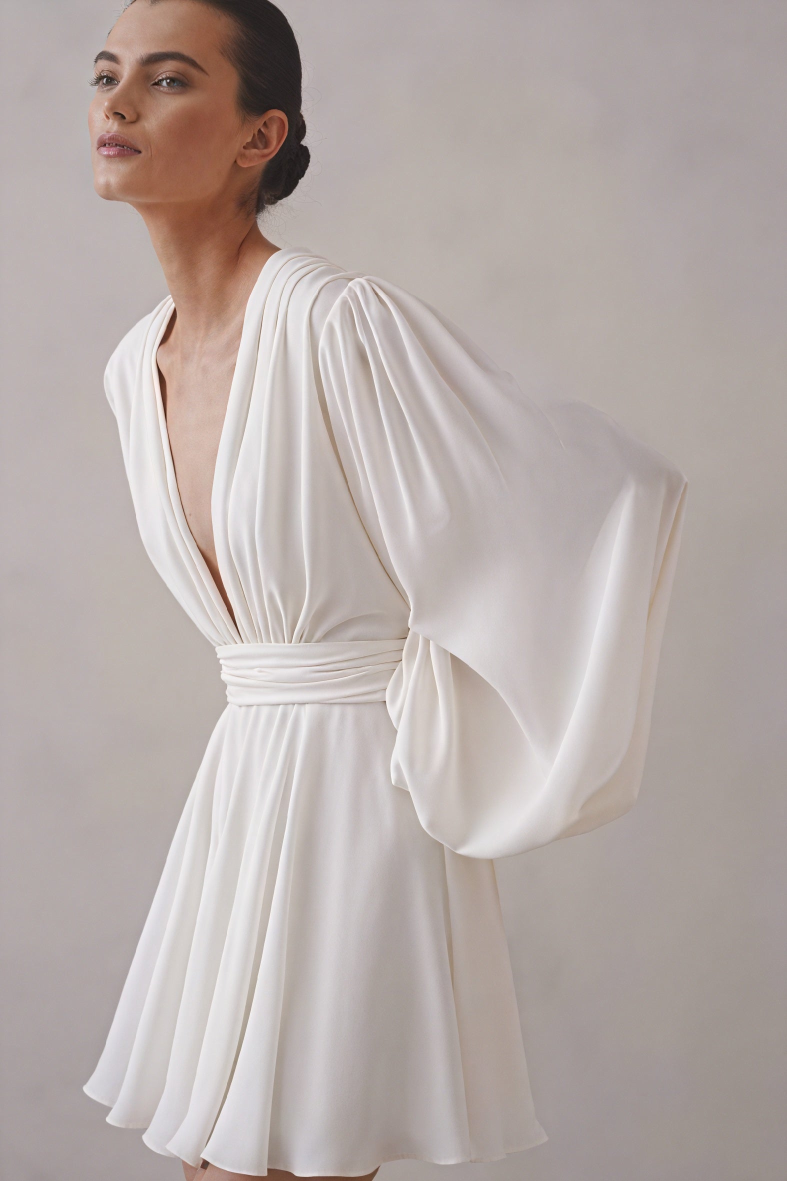 Elegantes Kleid mit Ballonärmeln & A-Linie