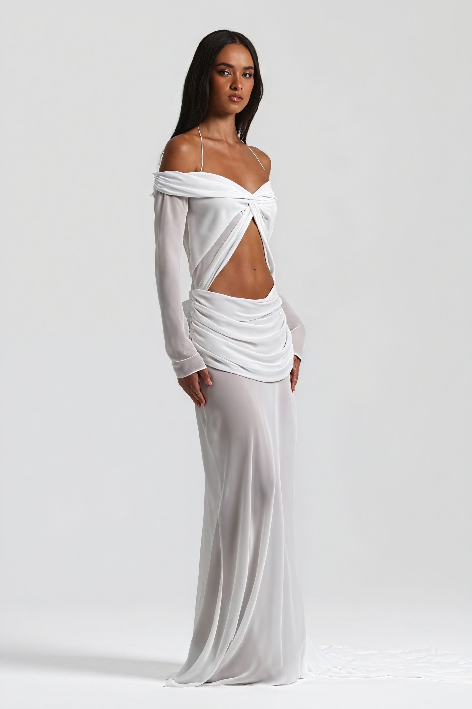 Elegantes Kleid mit Drapierung & Knotendetail