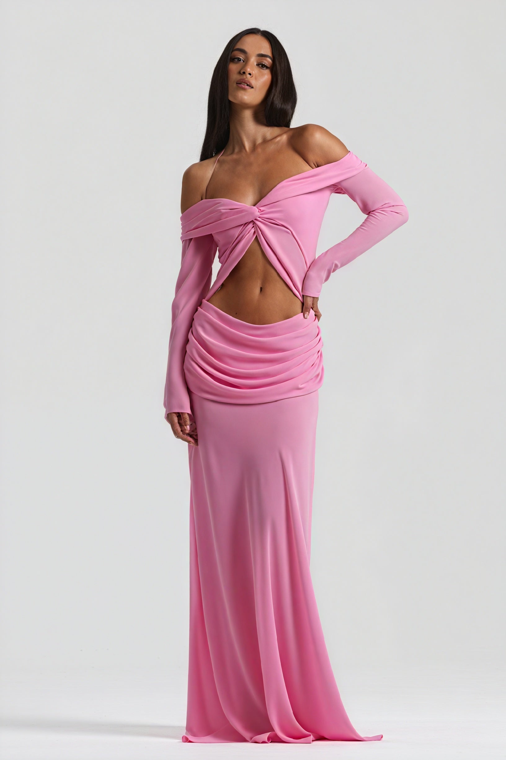 Elegantes Kleid mit Drapierung & Knotendetail