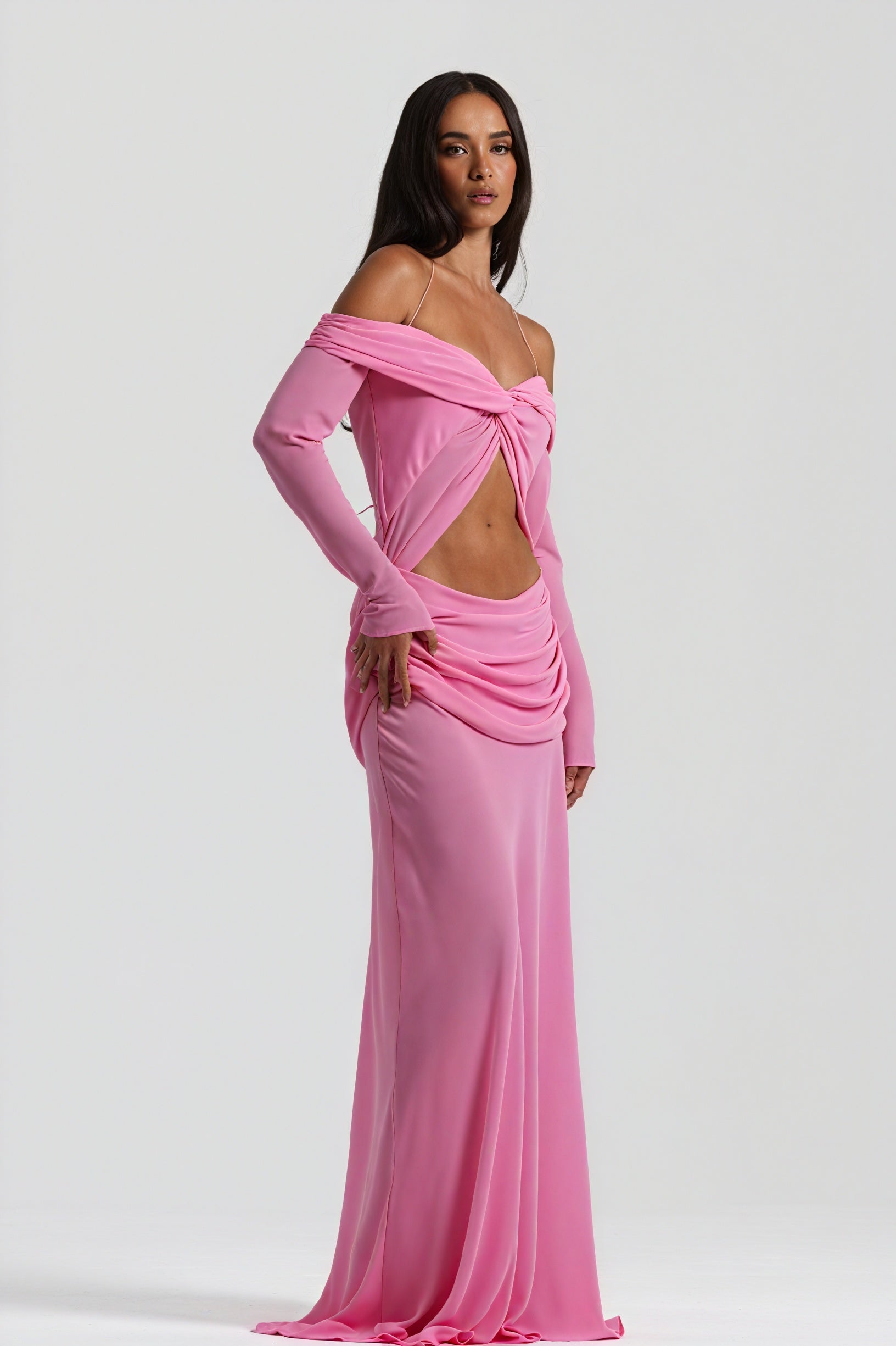 Elegantes Kleid mit Drapierung & Knotendetail