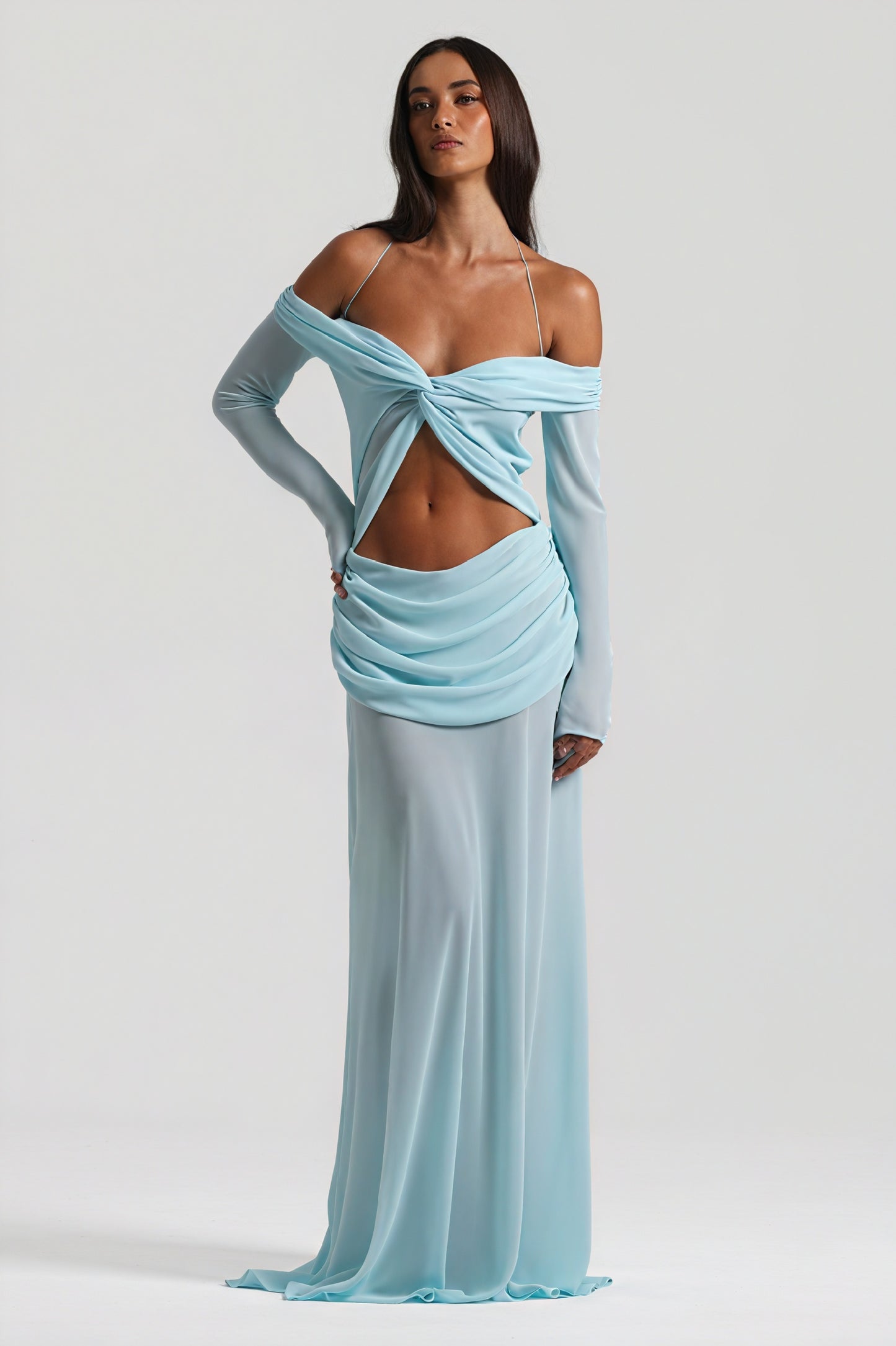 Elegantes Kleid mit Drapierung & Knotendetail