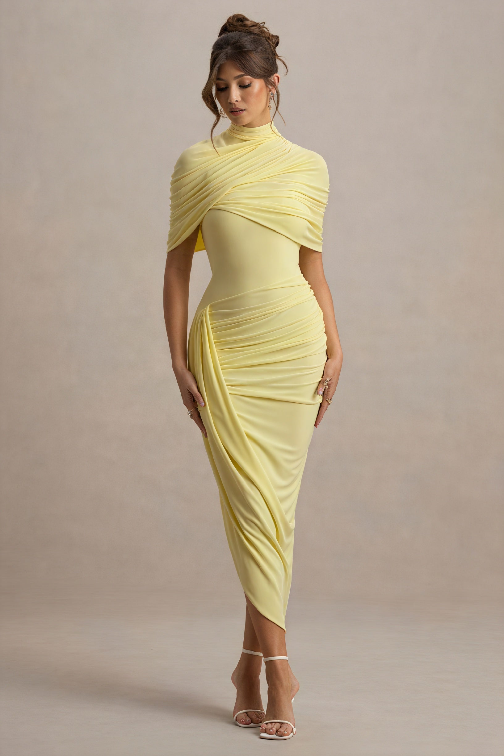 Asymmetrisches Draped Kleid