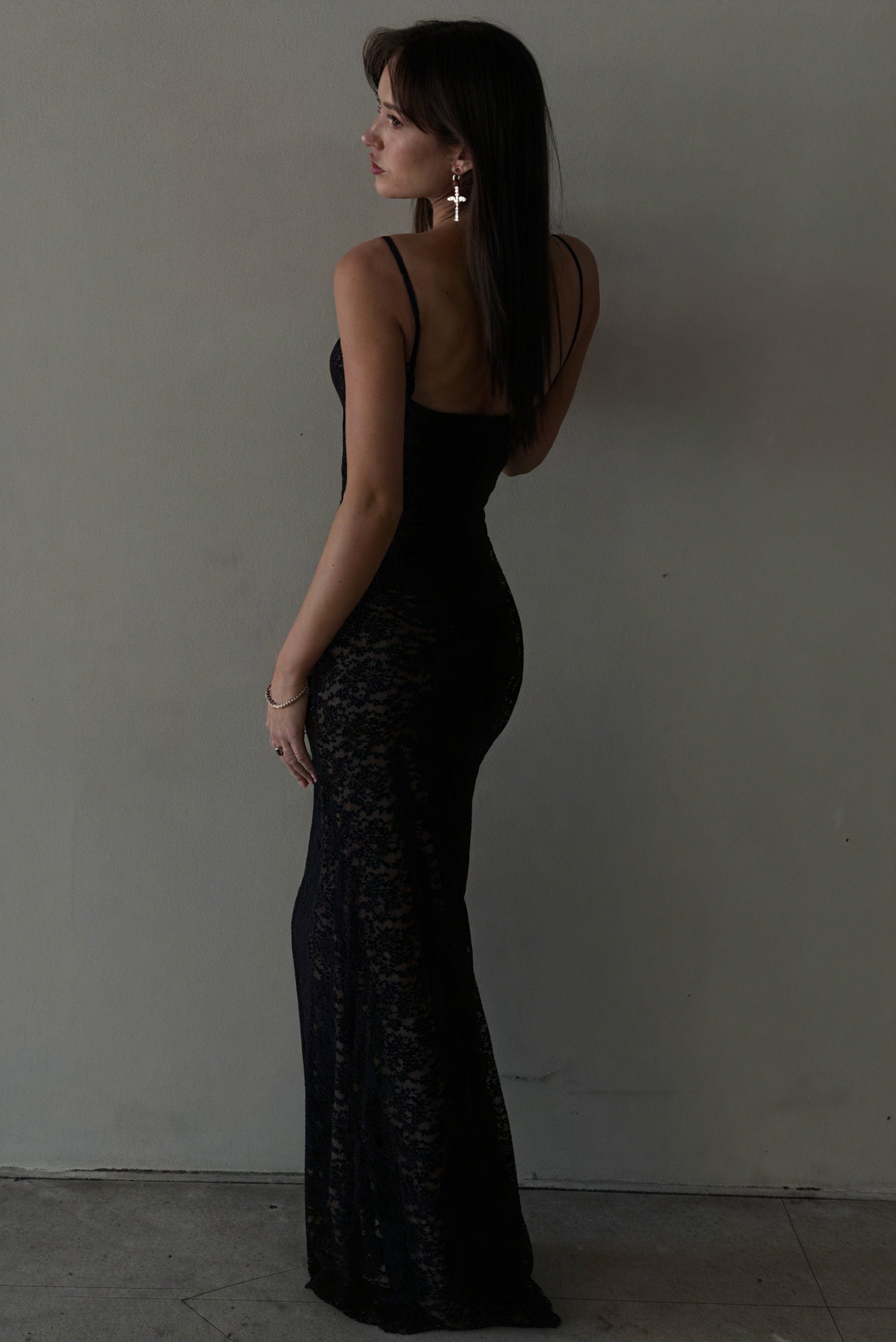 Anmutiges Kleid mit Spitze