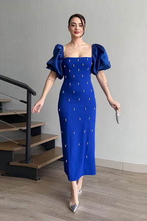 Elegantes Kleid mit Puffärmeln & Details