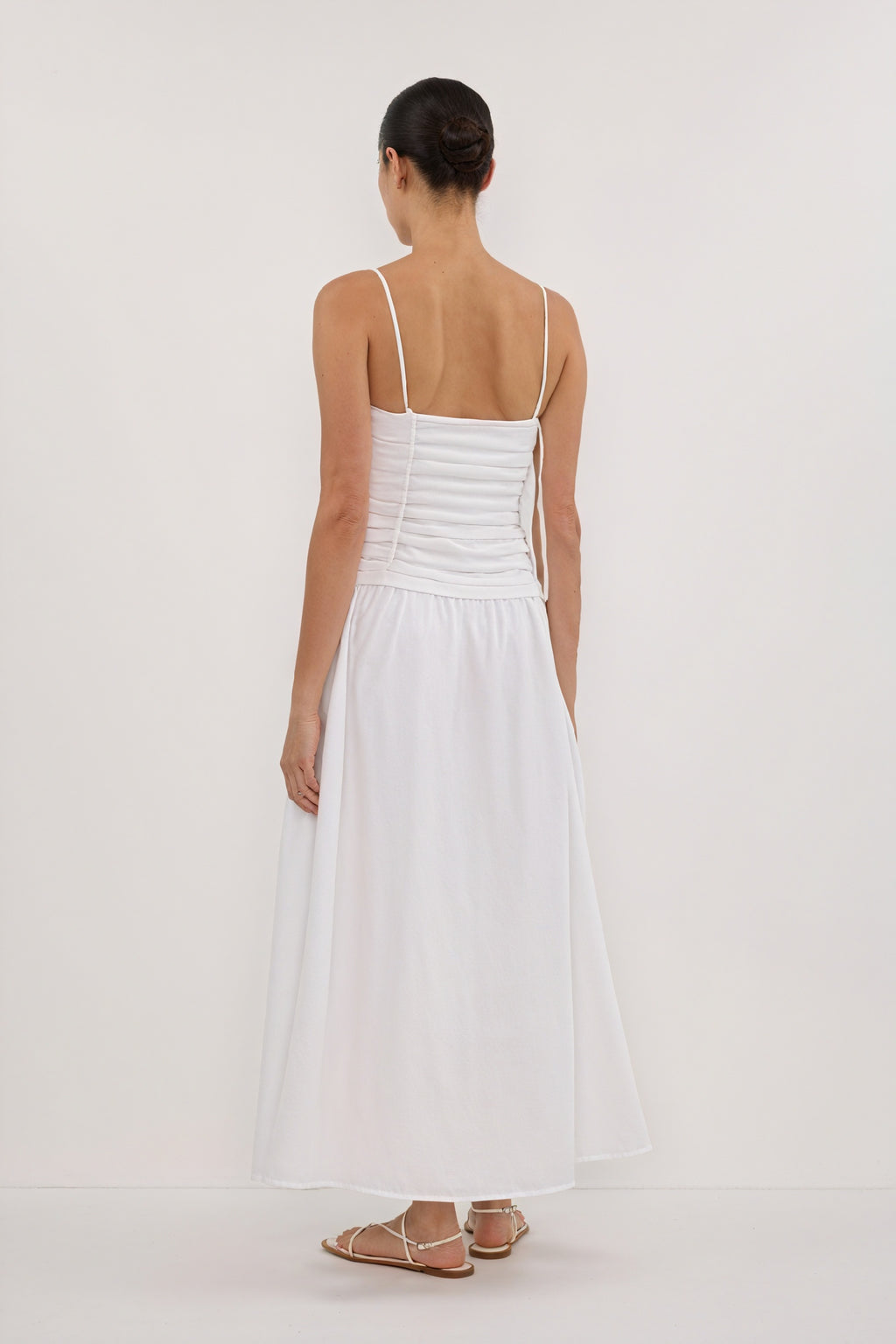 Luftiges Midi-Kleid mit A-Linien-Schnitt