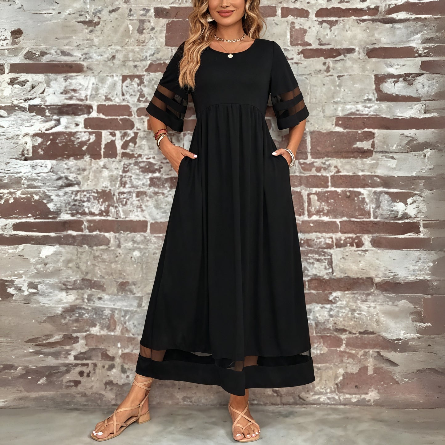 Fließendes Maxikleid mit Mesh-Details
