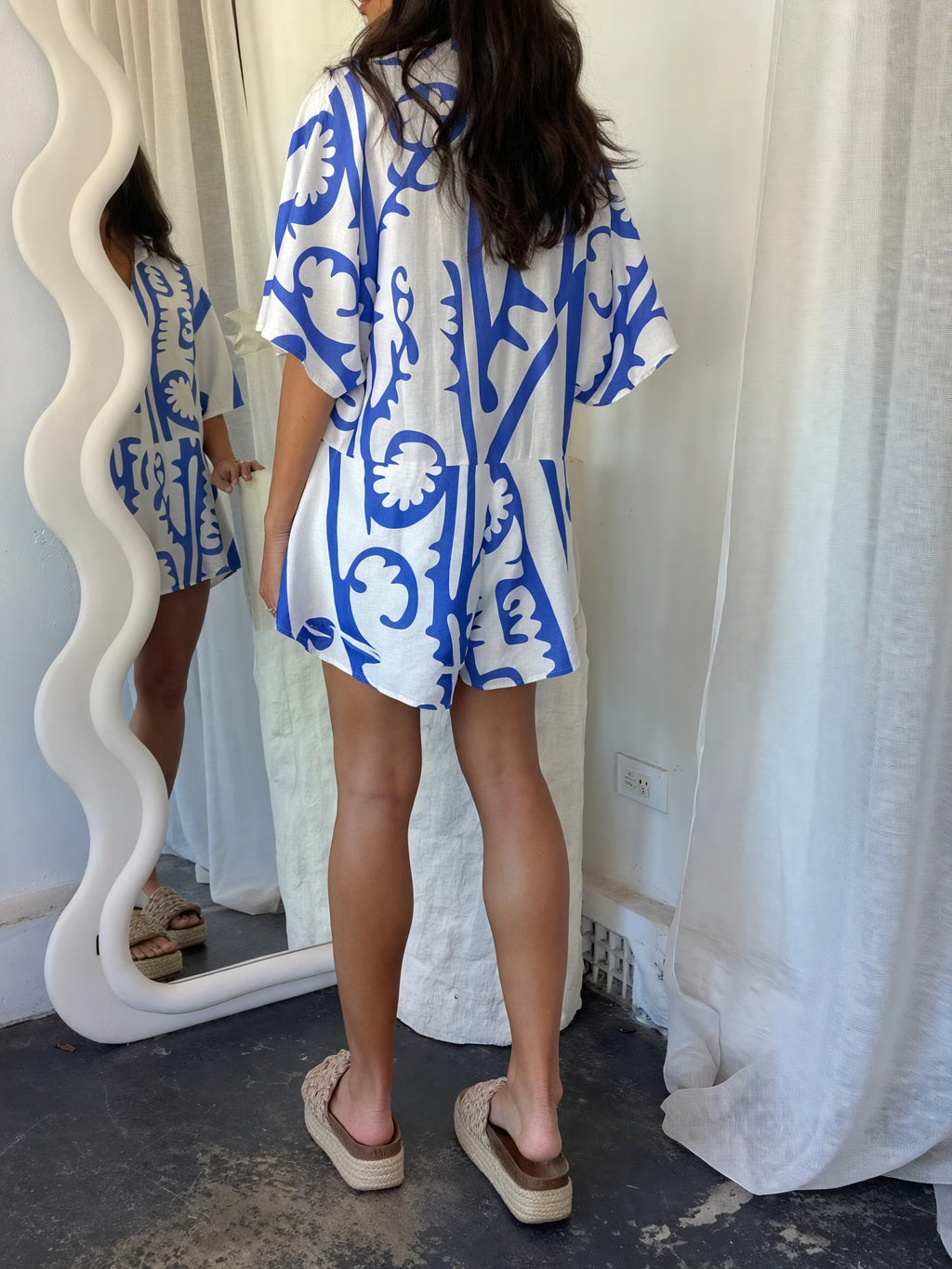 Damen Kleid Kurzarm mit einzigartigem Print und durchgehender Knopfleiste-81581-e21084c4-a056-401b-9d91-220e5cfbb7bc