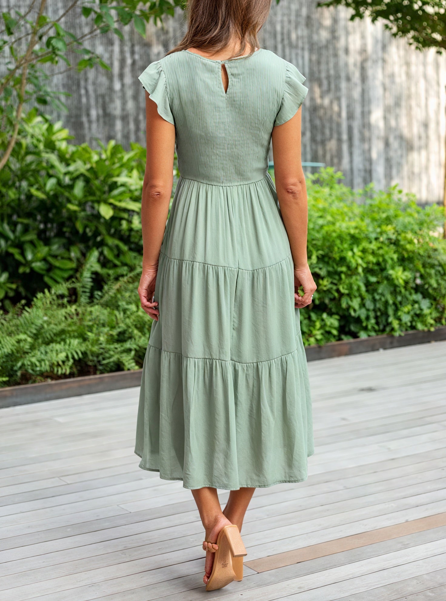 Kleid mit Stufenrock, Rüschenärmeln, Rundhals & fließendem Design – Ideal für Sommer & Freizeit-81634-f154722b-e5ef-4b1d-9a26-595e97cd1ff0