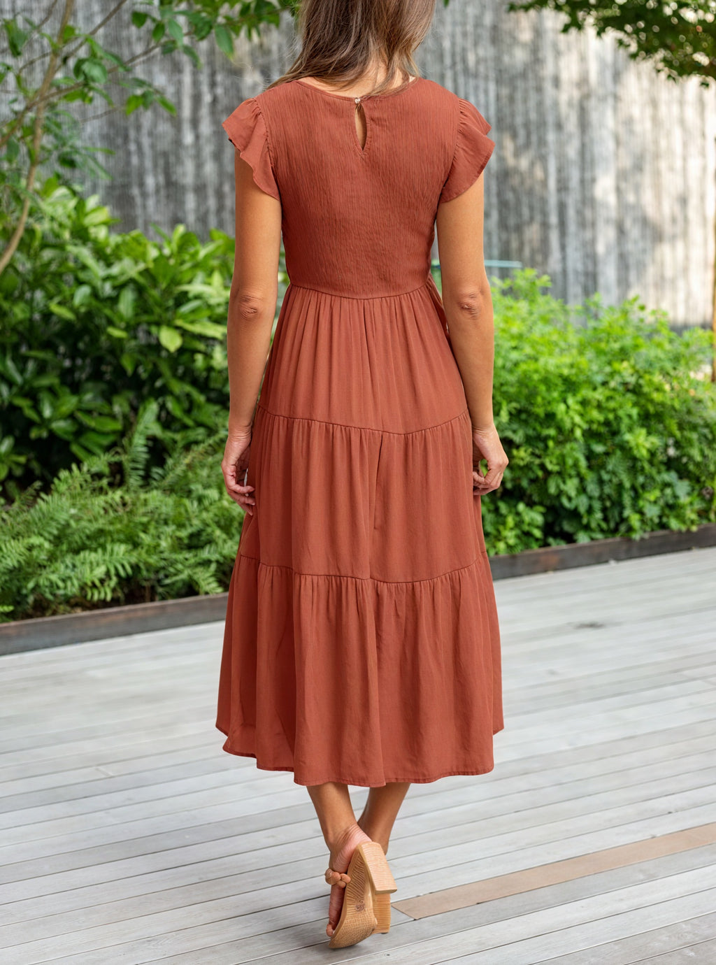 Kleid mit Stufenrock, Rüschenärmeln, Rundhals & fließendem Design – Ideal für Sommer & Freizeit-81634-0c509a9f-0005-4256-93e3-48d32d1a1be0