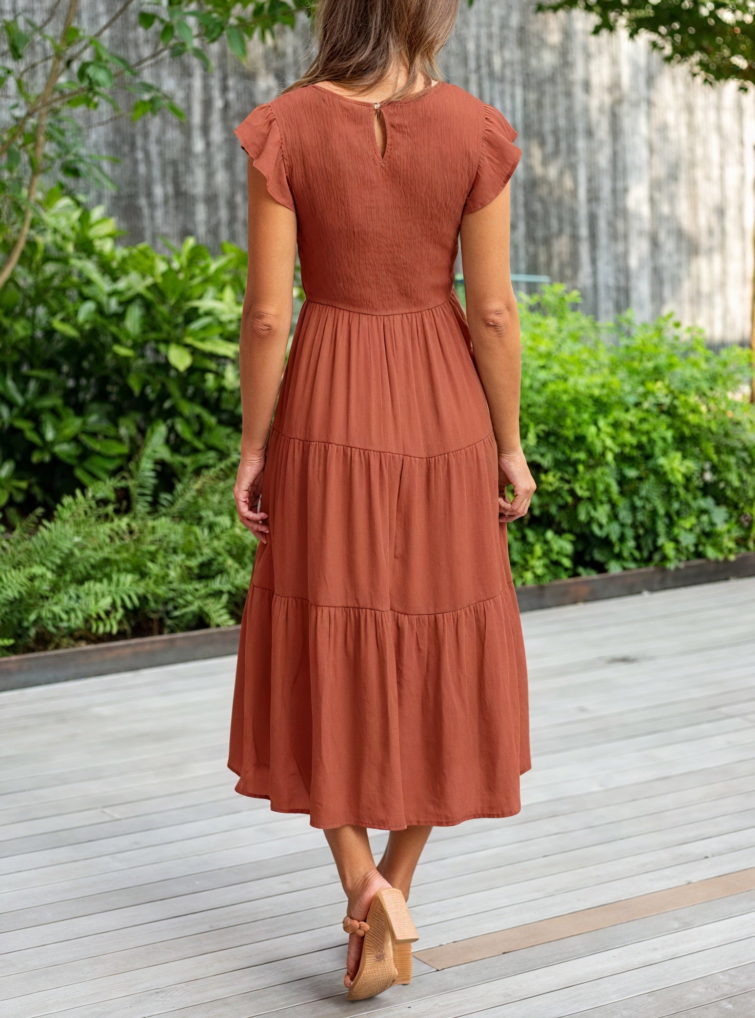 Kleid mit Stufenrock, Rüschenärmeln, Rundhals & fließendem Design – Ideal für Sommer & Freizeit-81634-0c509a9f-0005-4256-93e3-48d32d1a1be0