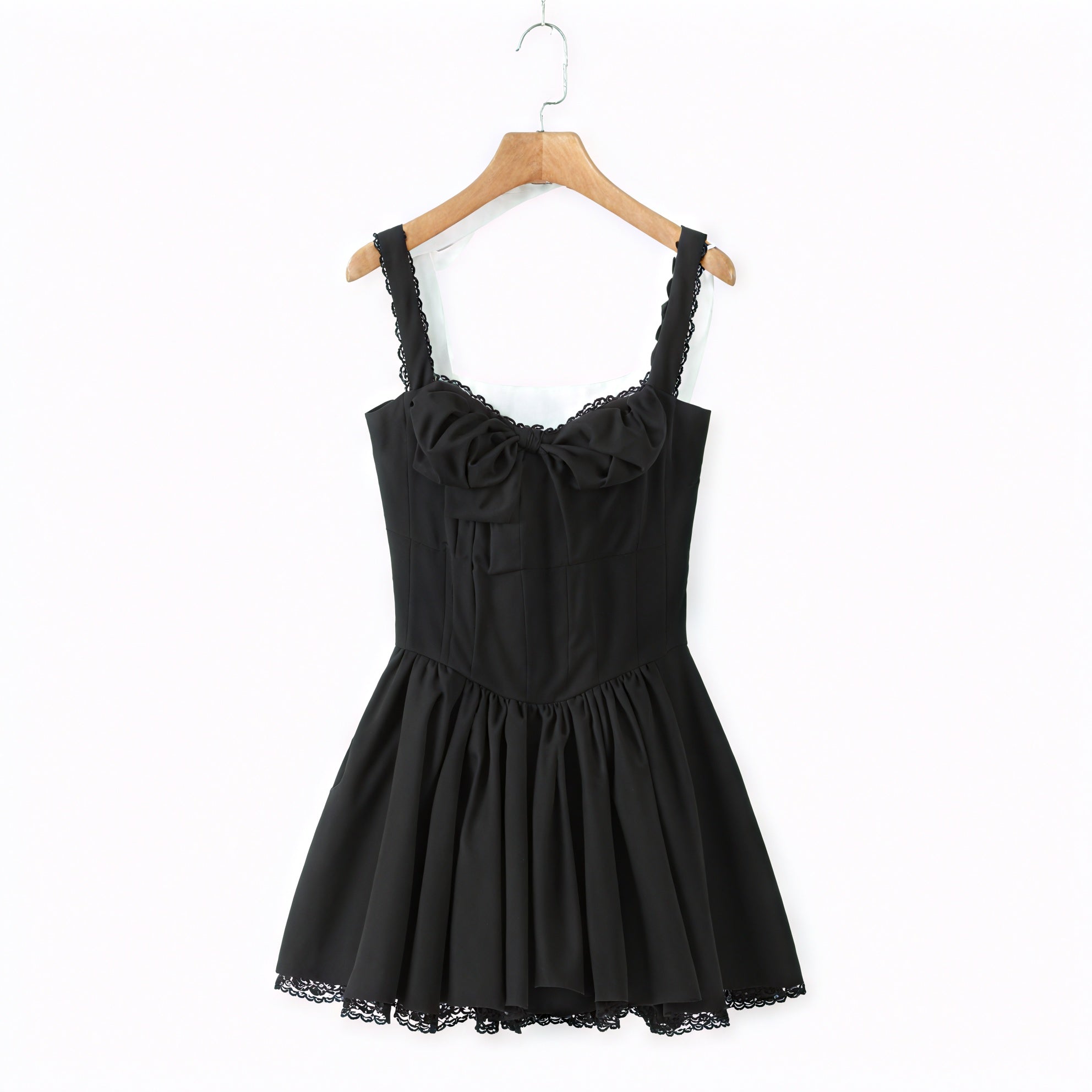 Elegantes Kleid mit femininen Akzenten