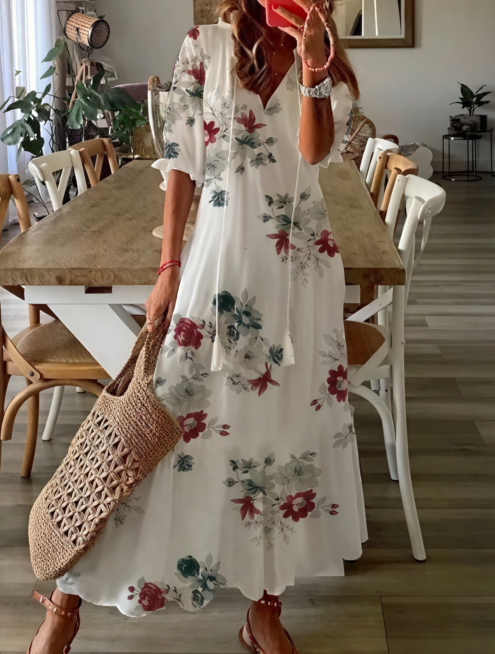 Fließendes Kleid mit floralem Muster