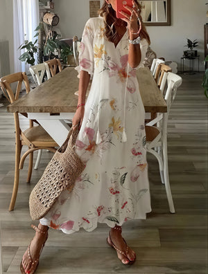Fließendes Kleid mit floralem Muster