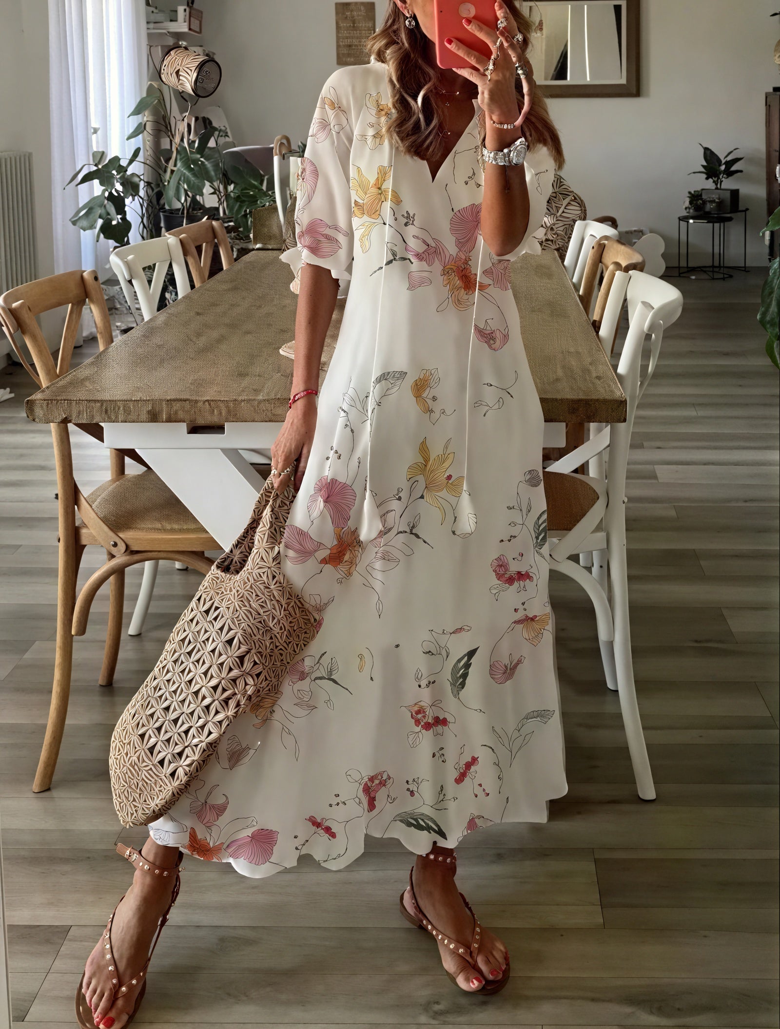 Fließendes Kleid mit floralem Muster