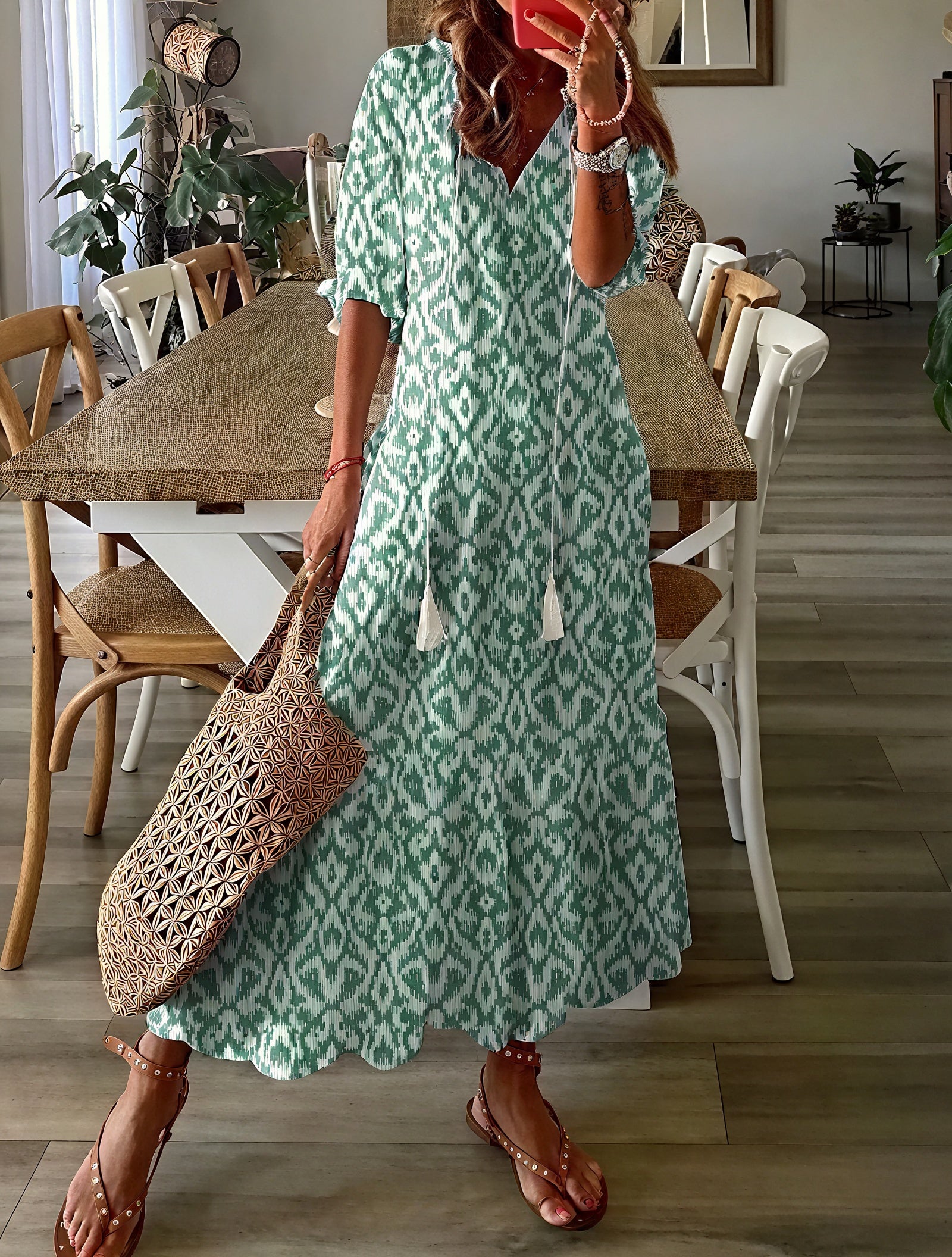 Fließendes Kleid mit floralem Muster