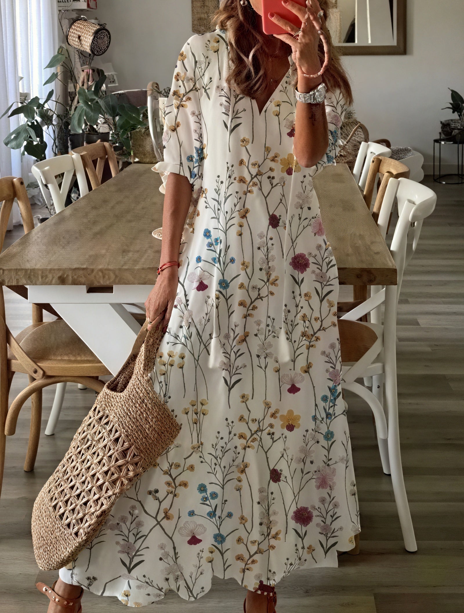 Fließendes Kleid mit floralem Muster
