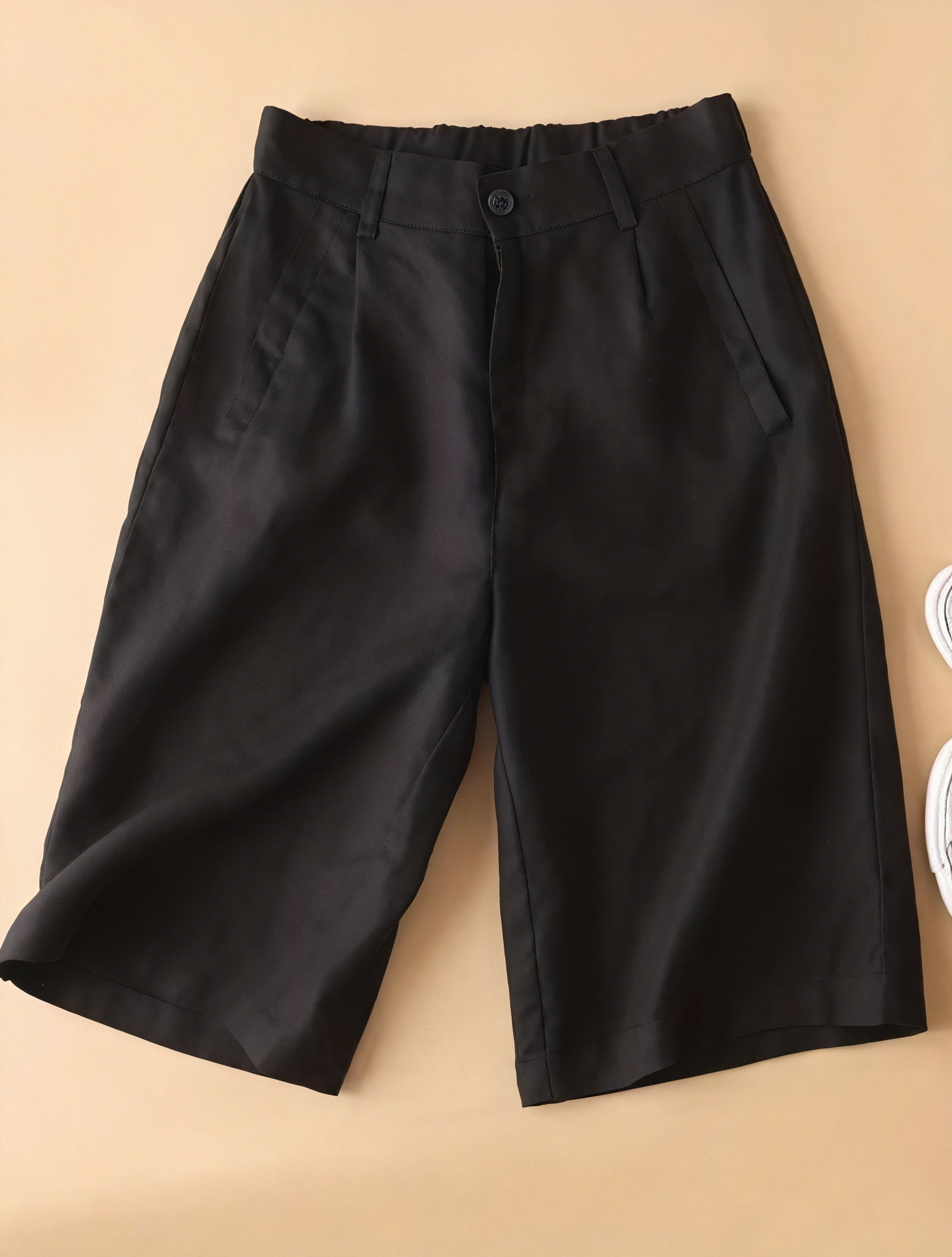 Weitgeschnittene Culottes mit hohem Bund