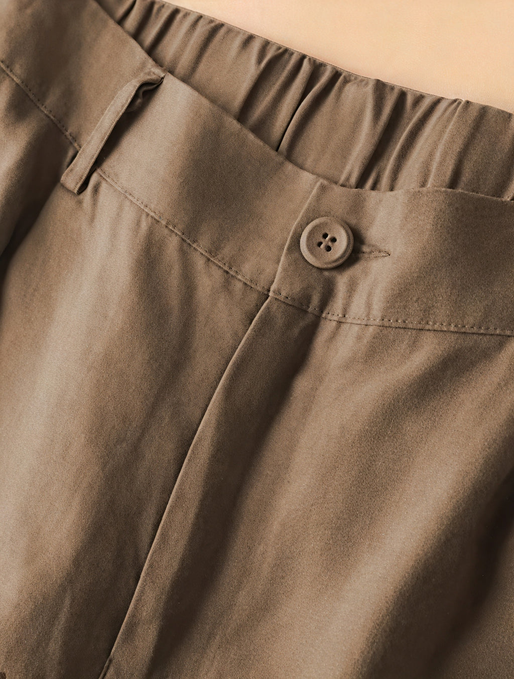 Weitgeschnittene Culottes mit hohem Bund