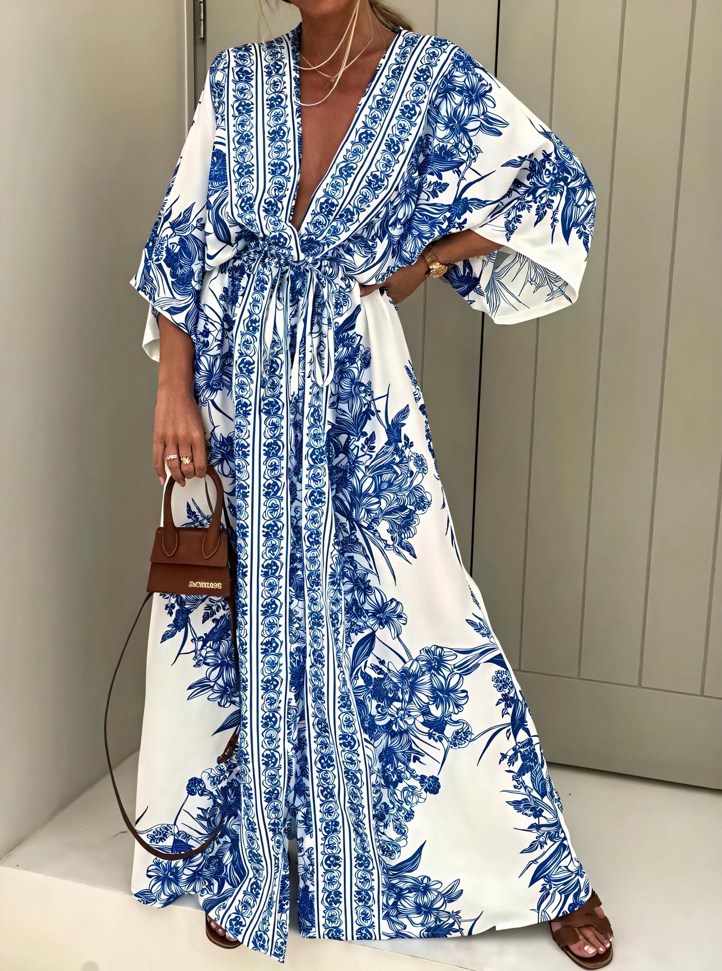 Maxikleid mit Kimonoärmeln und floralem Muster