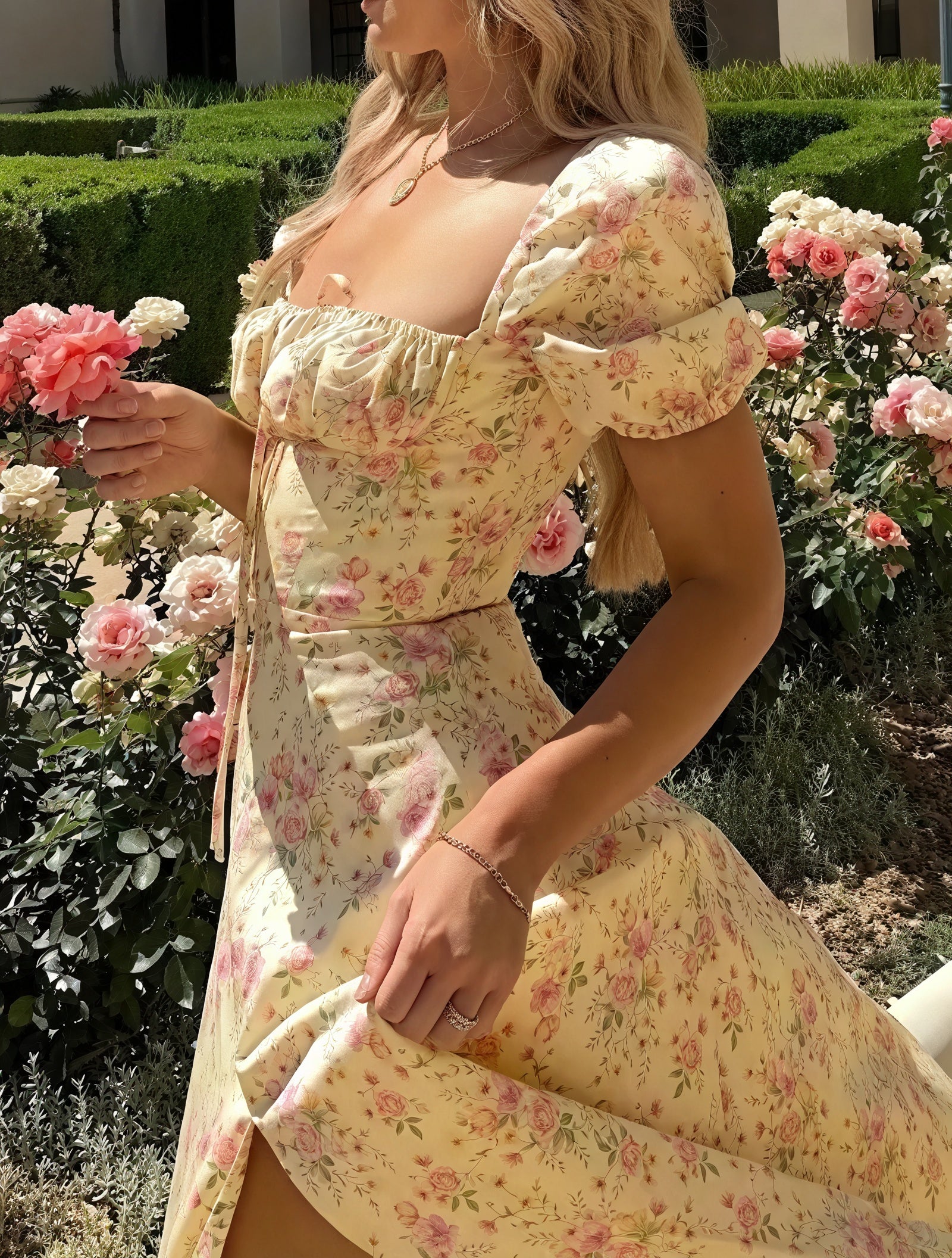 Geblümtes Maxikleid Eckiger Ausschnitt Puffärmel Hoher Schlitz Romantischer Sommerlook-82654-62d3cf4d-bf97-4057-876a-de9e6b346e88