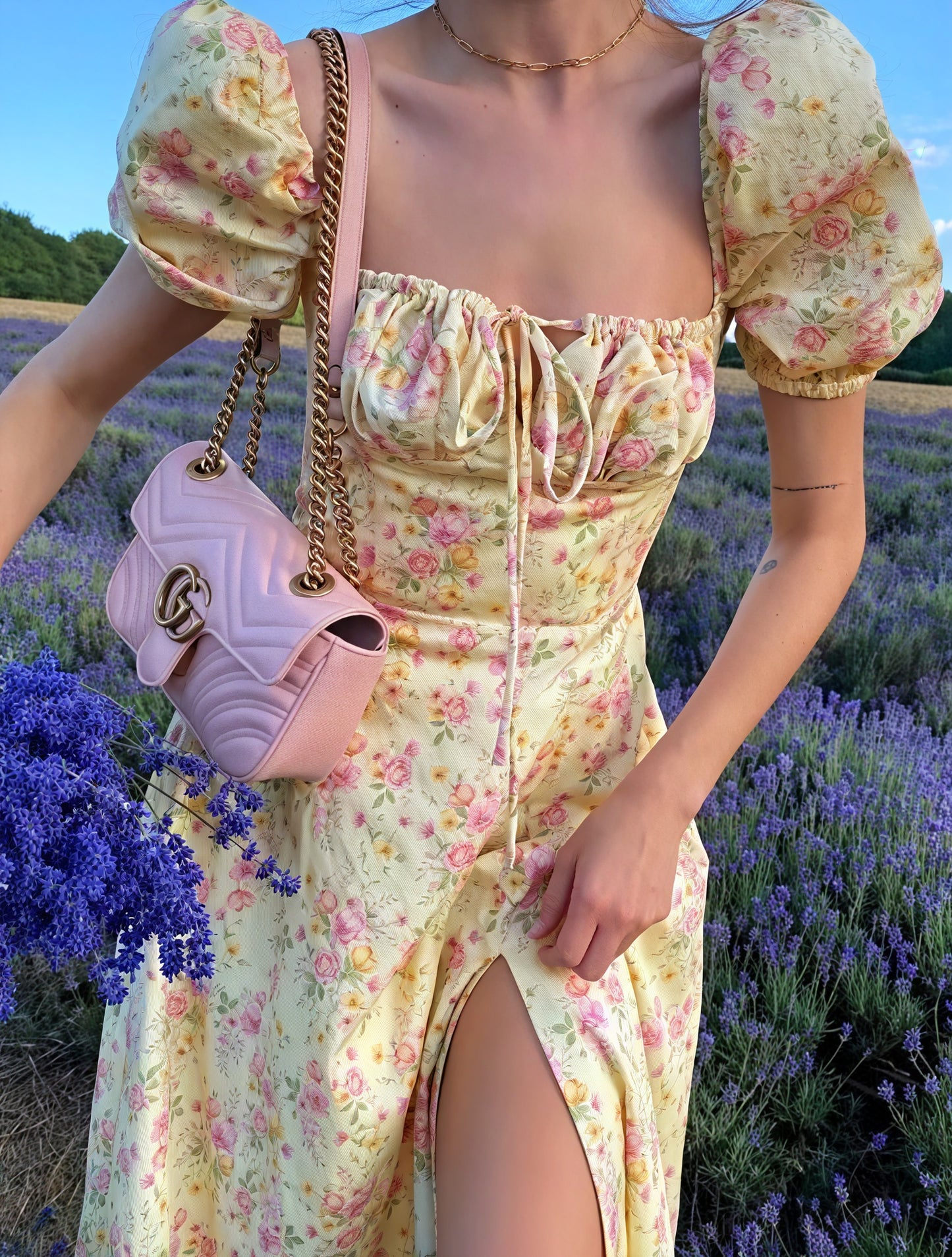Geblümtes Maxikleid Eckiger Ausschnitt Puffärmel Hoher Schlitz Romantischer Sommerlook-82654-2a852fec-08c1-4e82-a7ac-d2597e55f445