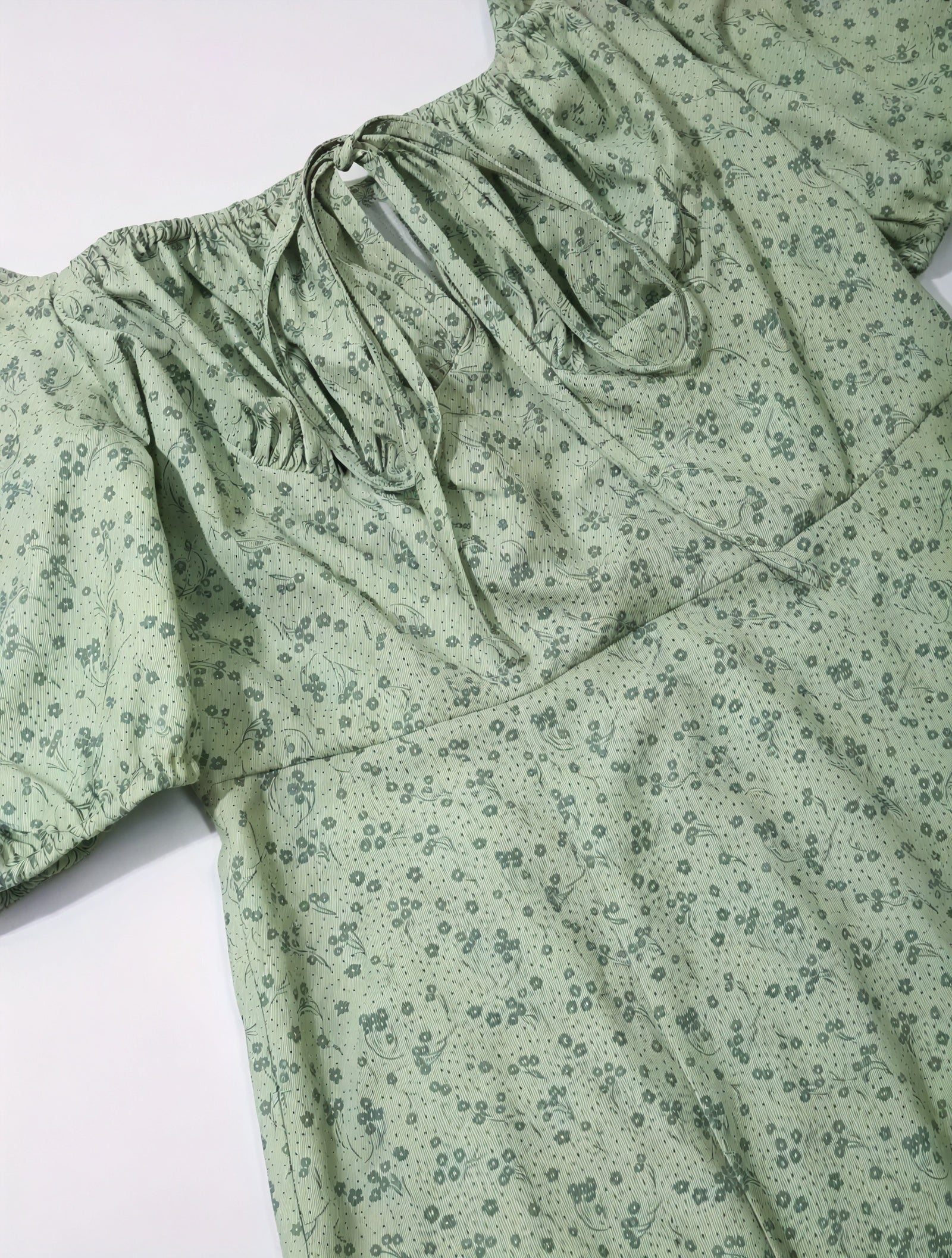 Geblümtes Maxikleid Eckiger Ausschnitt Puffärmel Hoher Schlitz Romantischer Sommerlook-82654-d5601b32-a1c0-4d9a-bf69-766732ed2d9d