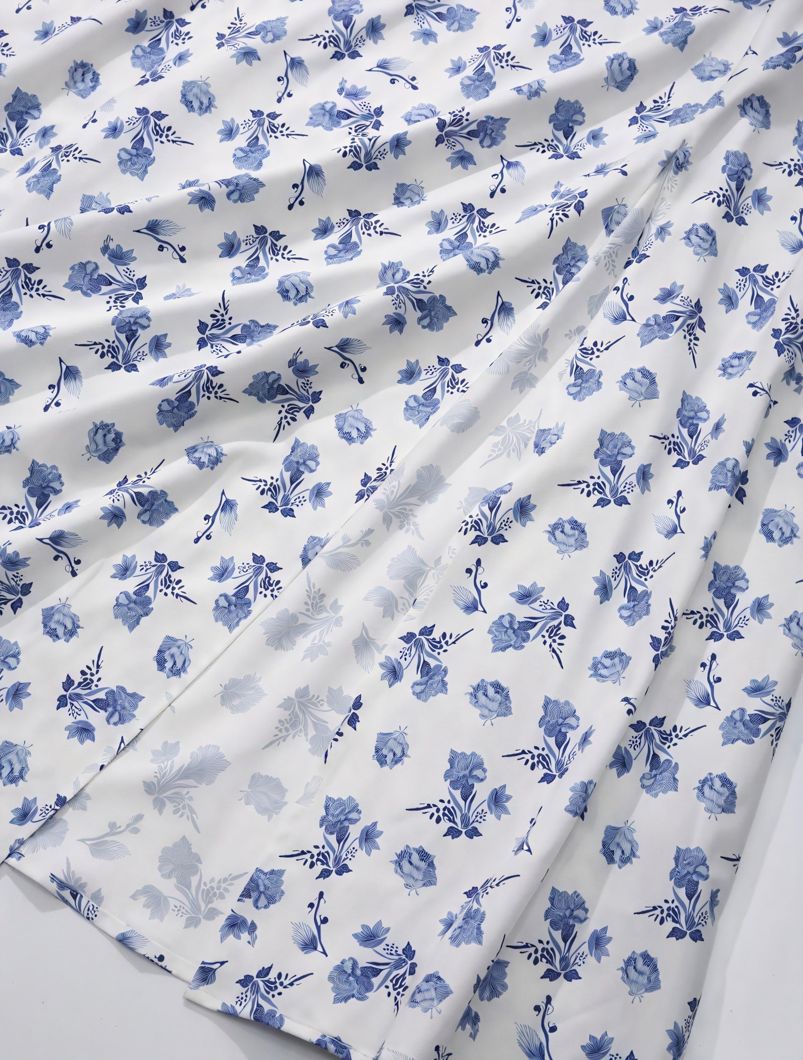 Geblümtes Maxikleid Eckiger Ausschnitt Puffärmel Hoher Schlitz Romantischer Sommerlook-82654-00b987d8-2741-45ca-8dd1-7e029b1f505d