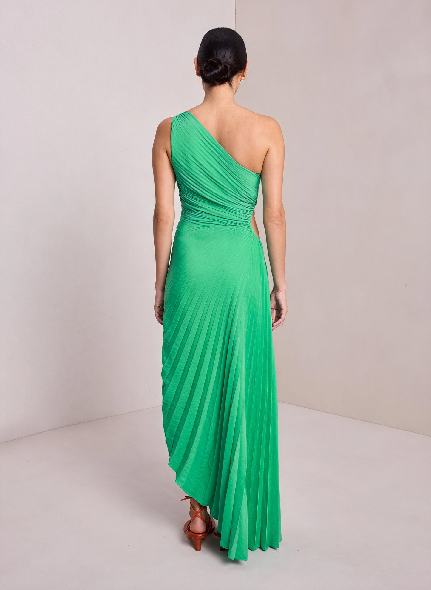 Damen Kleid – One-Shoulder, Plissierter Stoff, Asymmetrischer Saum, Elegant-83236-0824c94f-37d9-455b-a0e8-98abdc40c12e