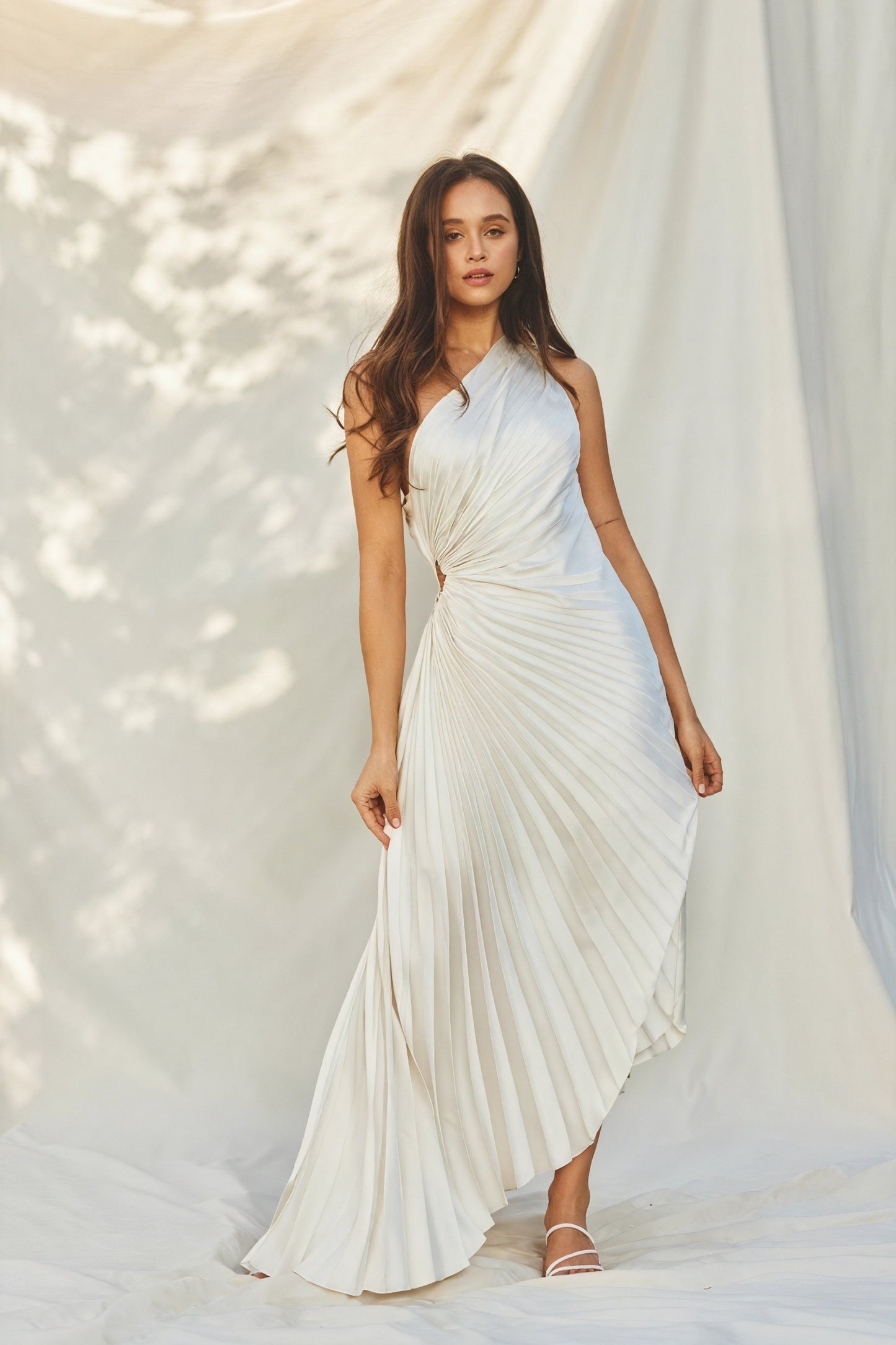 Damen Kleid – One-Shoulder, Plissierter Stoff, Asymmetrischer Saum, Elegant-83236-b619e92a-b572-405b-a18a-52ef16088bfd