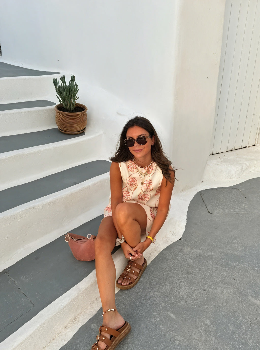 Kleidhaus Damen Ärmelloses Blumen Mini Kleid – Einzigartiger Print-83292-839aba4b-2e65-4914-8988-20cfd07bff92