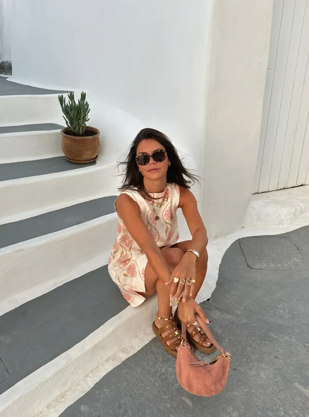 Kleidhaus Damen Ärmelloses Blumen Mini Kleid – Einzigartiger Print-83292-a69de0a8-e873-4034-8a5f-ef39b3b0a17e