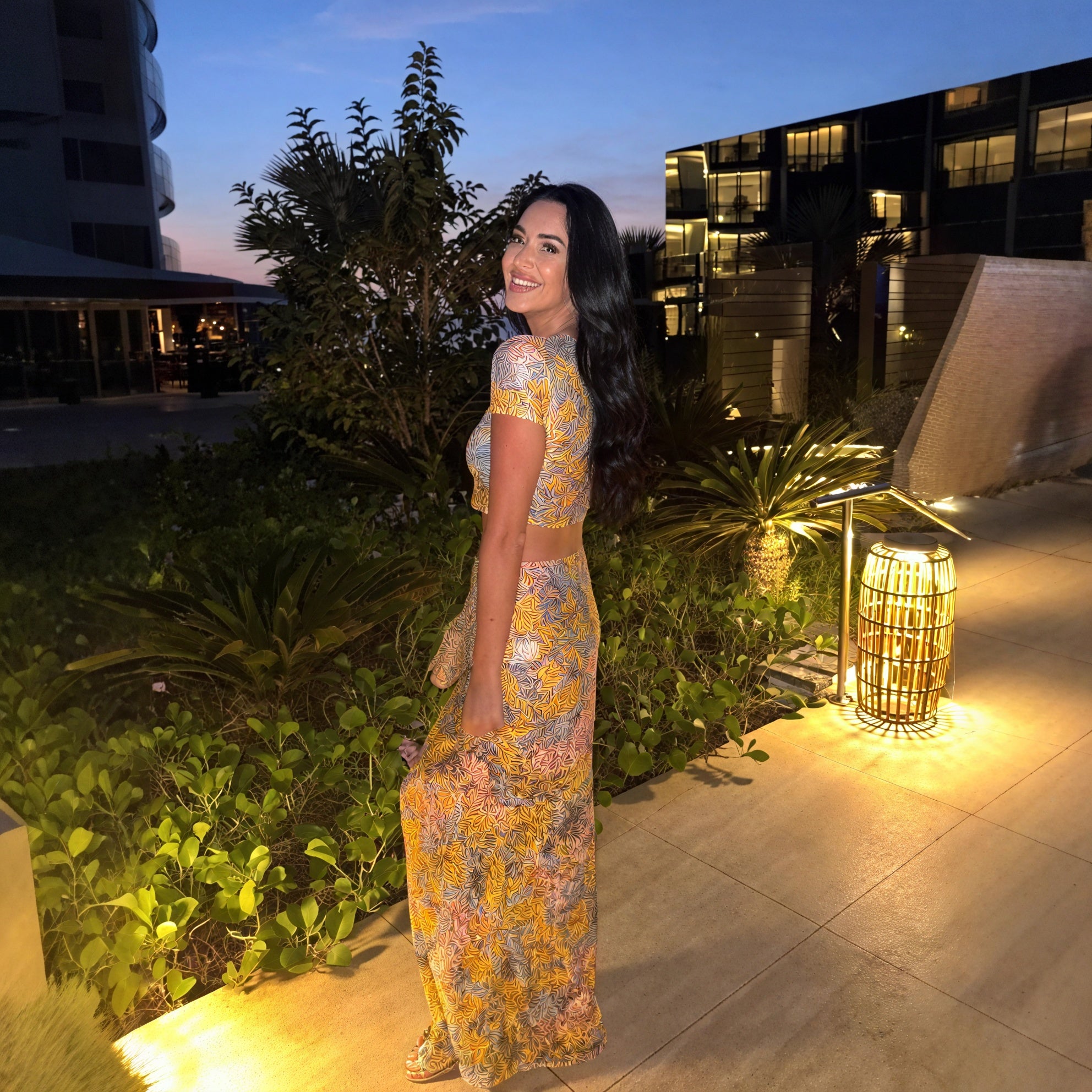 Damen Zweiteiler Set – Blumenmuster Crop Top & Maxi Rock, Fließend-83559-298a897d-d632-458c-9cde-7aad8796bb4e