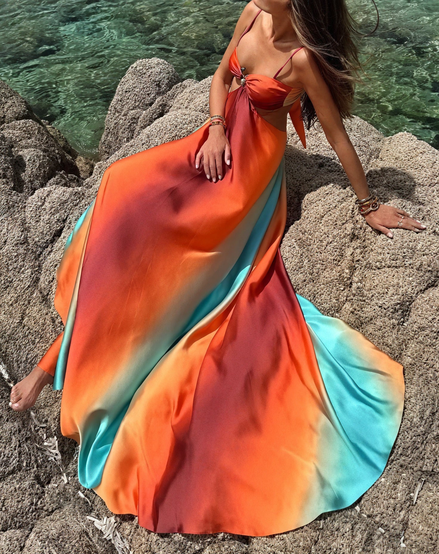 Damen Ombre Satin Maxikleid mit Cut-Out Detail und Spaghettiträgern-83593-420e9017-6098-418b-a4e6-081025ae16b5