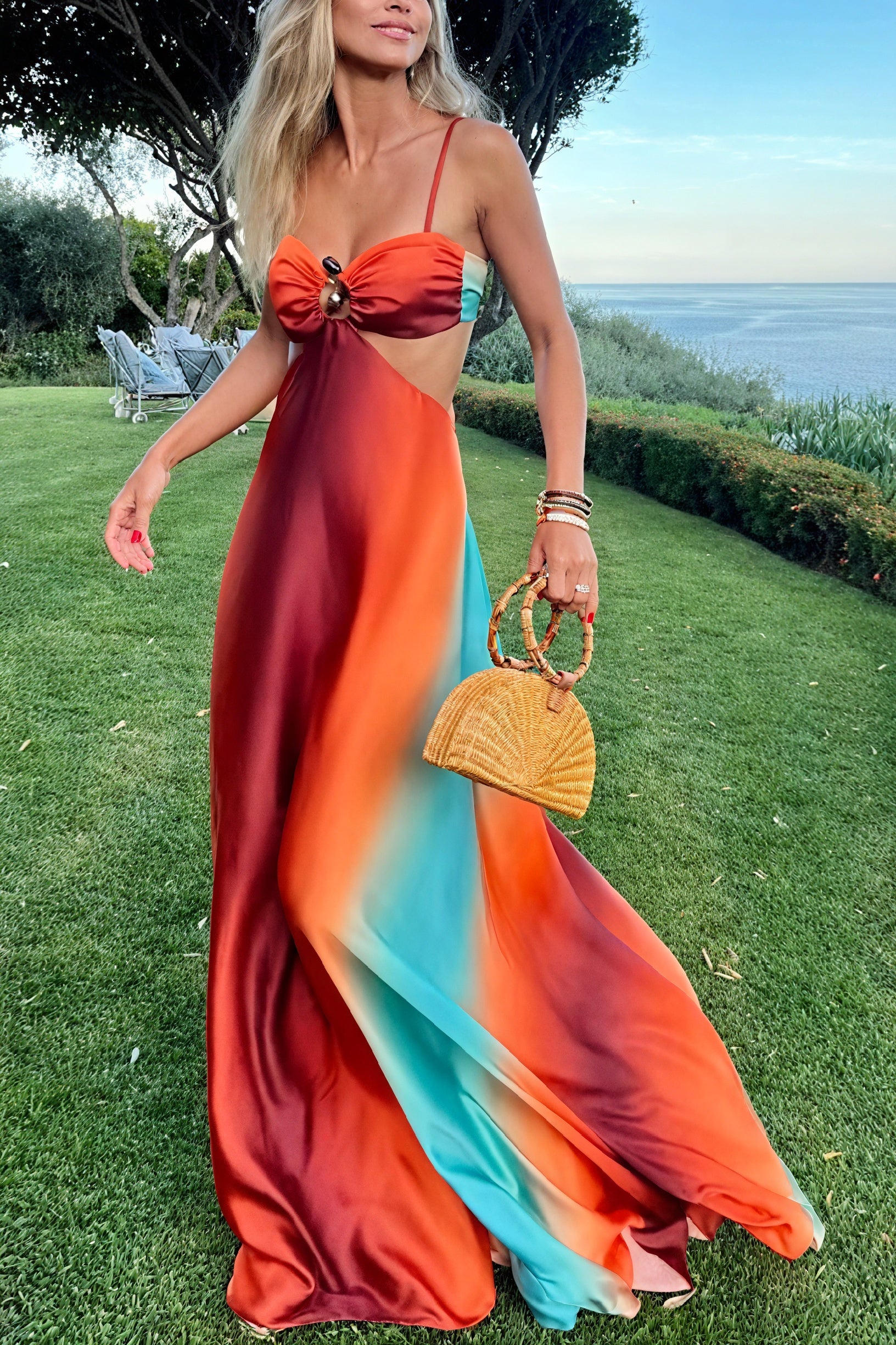 Damen Ombre Satin Maxikleid mit Cut-Out Detail und Spaghettiträgern-83593-091ad044-d068-4c8f-a822-05dfe422ac96