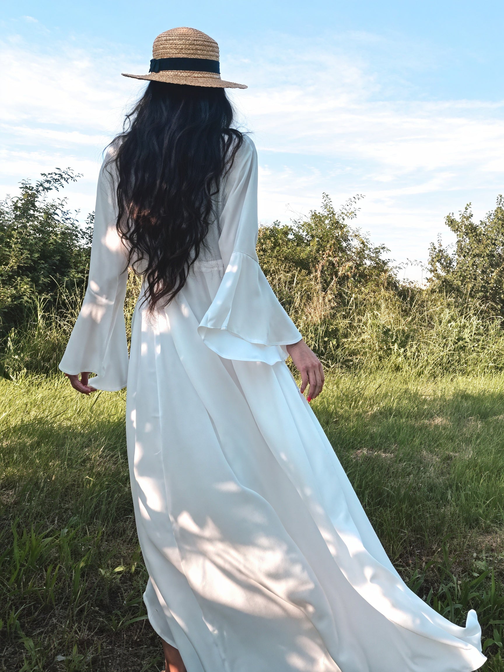 Damen Maxi-Kleid – V-Ausschnitt, Lange Ärmel, Bindegürtel, Fließend-83779-cbe3a0c3-375e-4de2-b457-664227bd5d2e