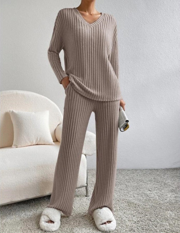 Geripptes Loungewear-Set mit weitem Bein