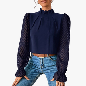 Elegante Bluse mit raffinierten Details
