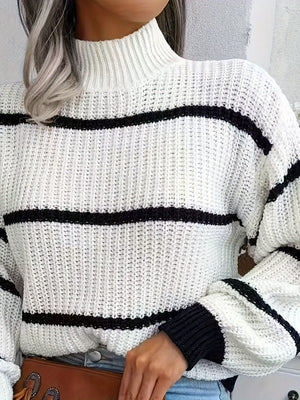 Damen Rollkragenpullover – Weiß Gestreift mit Rippdetails, Klassischer Strick-74366-93e1f7b0-c175-4f81-b005-802e8a3c9d76