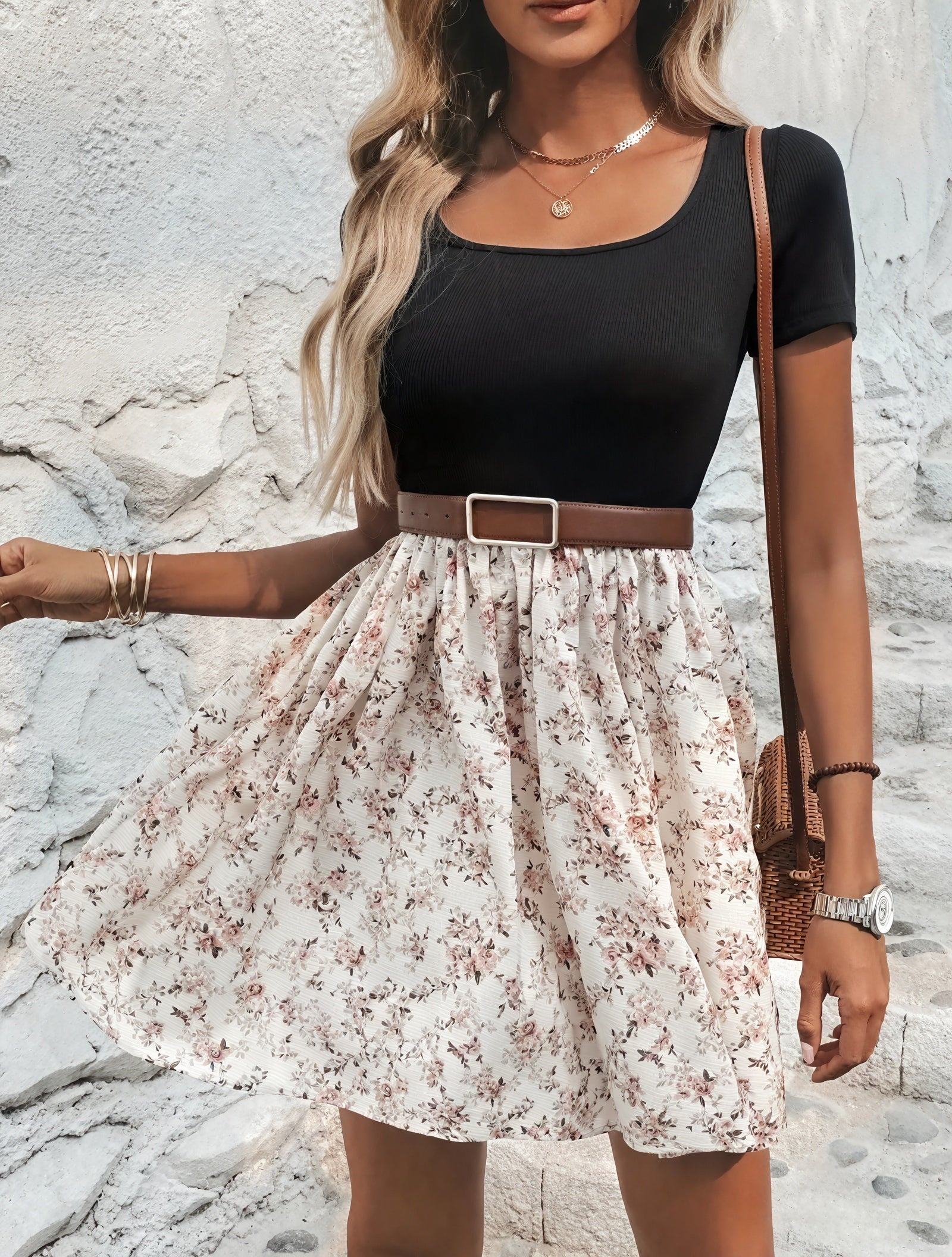 Damen Kleid mit Quadratischem Ausschnitt, Kurzen Ärmeln, Fließendem Blumenrock & Zweiteil-Optik – Feminines Sommerkleid für Freizeit-82320-32642e98-dc01-4609-bc54-fecb3457304c