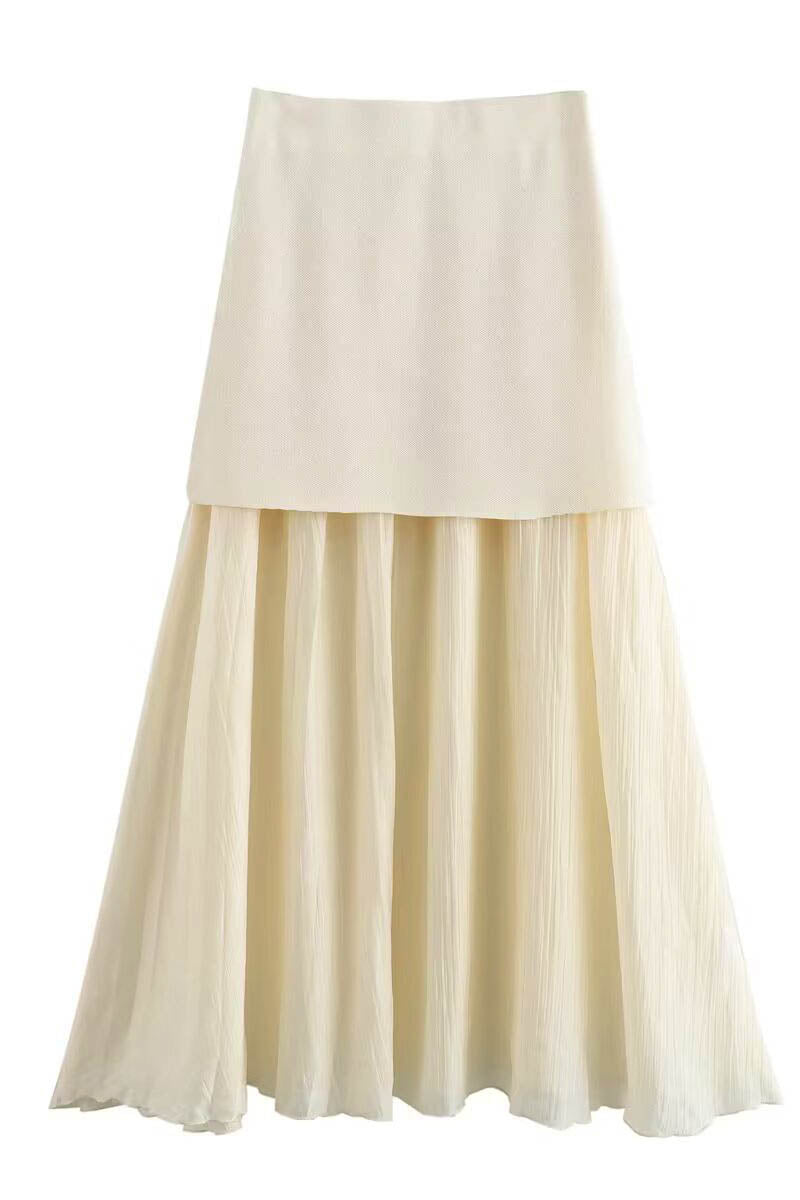 Elegantes Ensemble: Rock & Top Kombination